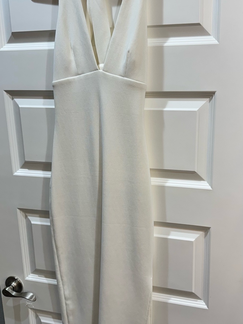 Chic Cream Halter Midi Dress with V-Neck - Picture 2 of 4